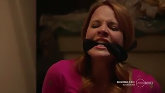 Katie Leclerc Amordaçada E Amarrada Em 'A Bridge'S Vengeance