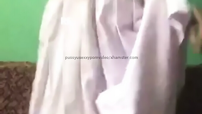 Desi Schoolgirl'S Sexual Encounter In Dormitory