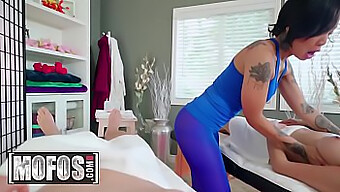 Découvrez Le Massage Ultime Avec Mofos