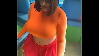 Sensual Velma Cosplay In The Second Installment